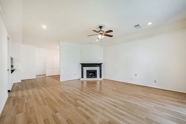 $2,100 | 18422 Cobblestone Drive, Cypress, TX 77429