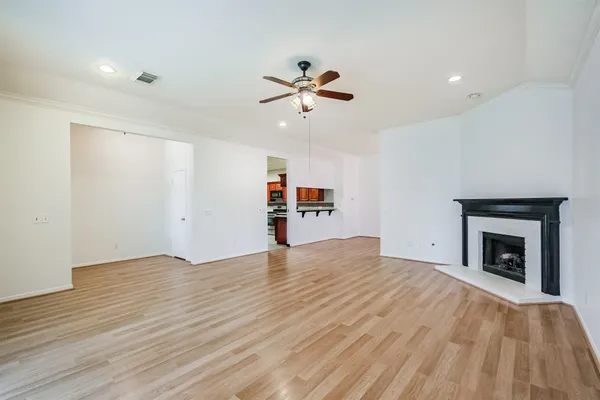 $2,100 | 18422 Cobblestone Drive, Cypress, TX 77429