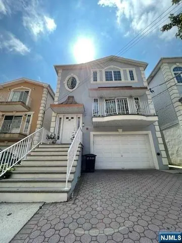 a view of a front door of the house