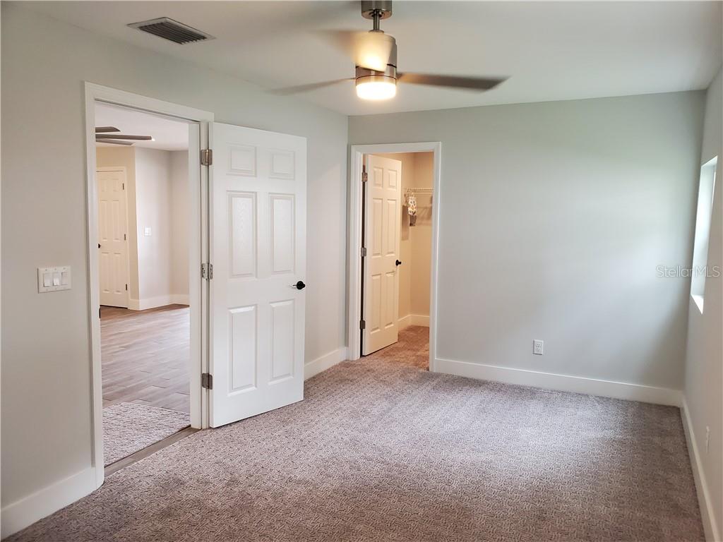 10332 Murray Road Clermont, FL 34711 - Photo 15 of 25 Gallery Image 15