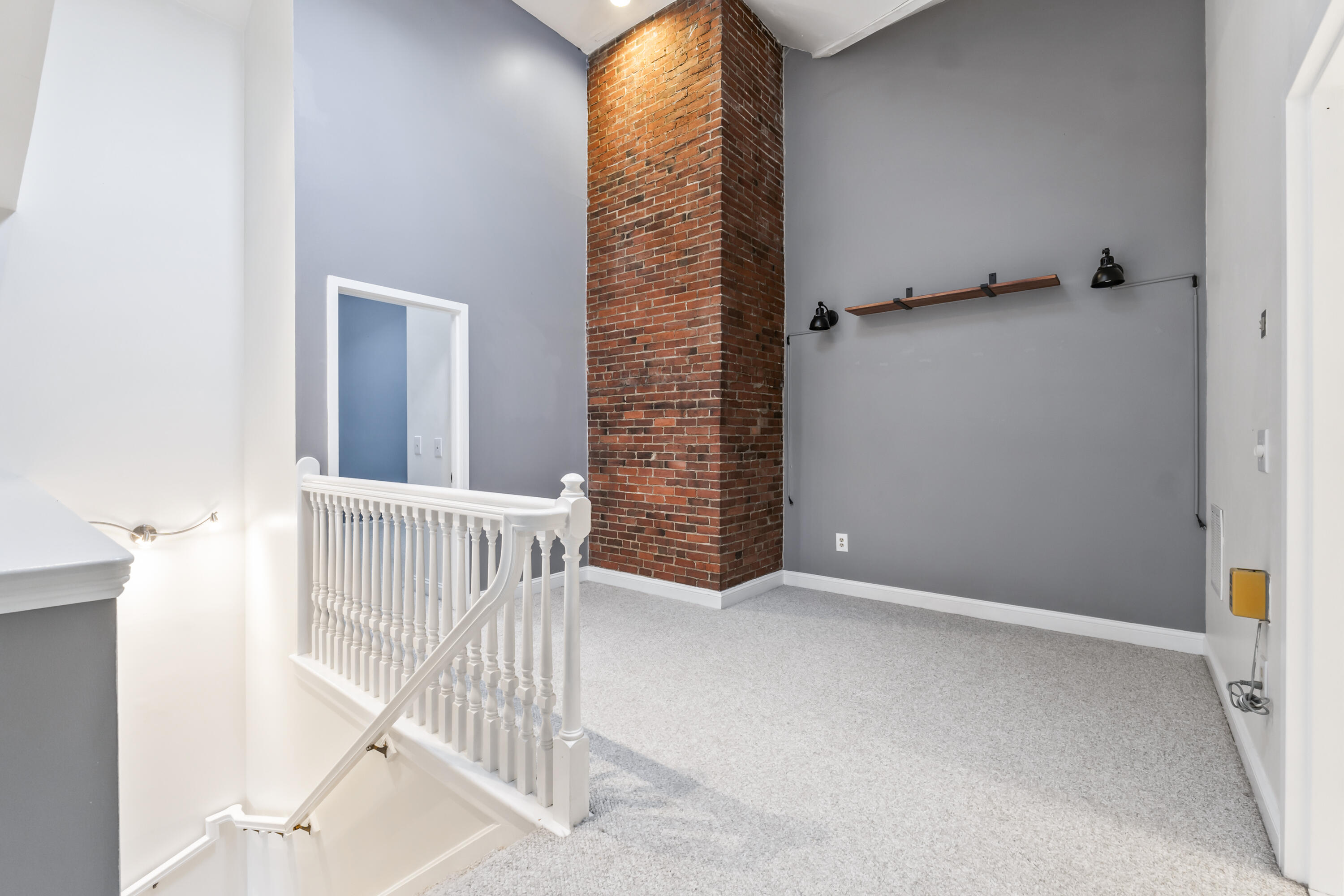 85 Middle Street, Unit 12 Hallowell, ME 04347 - Photo 21 of 53 85 Middle St #12_121