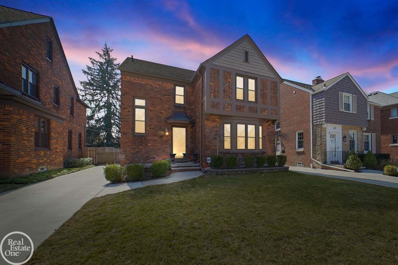 275 Moran Road Grosse Pointe, MI 48236 - Photo 4 of 43 50036996-3.JPG