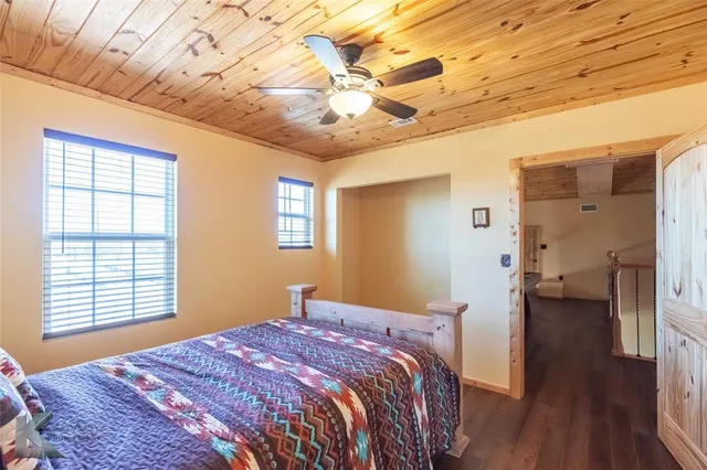 $799,900 | 673 County Road 612, Trent, TX 79561