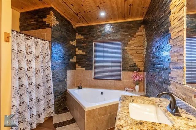 $799,900 | 673 County Road 612, Trent, TX 79561