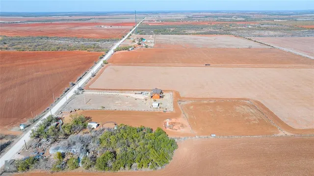 $799,900 | 673 County Road 612, Trent, TX 79561