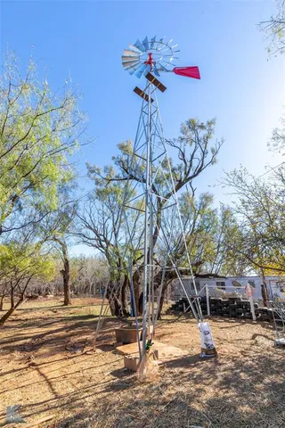 $799,900 | 673 County Road 612, Trent, TX 79561