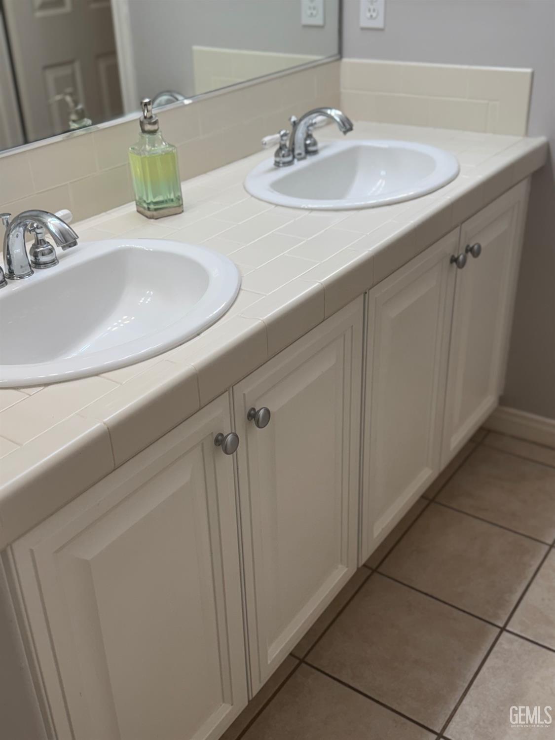 Undisclosed Address Bakersfield, CA 93312 - Photo 21 of 37