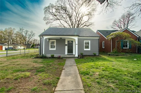 $214,900 | 901 Cherry Drive, Jeffersonville, IN 47130