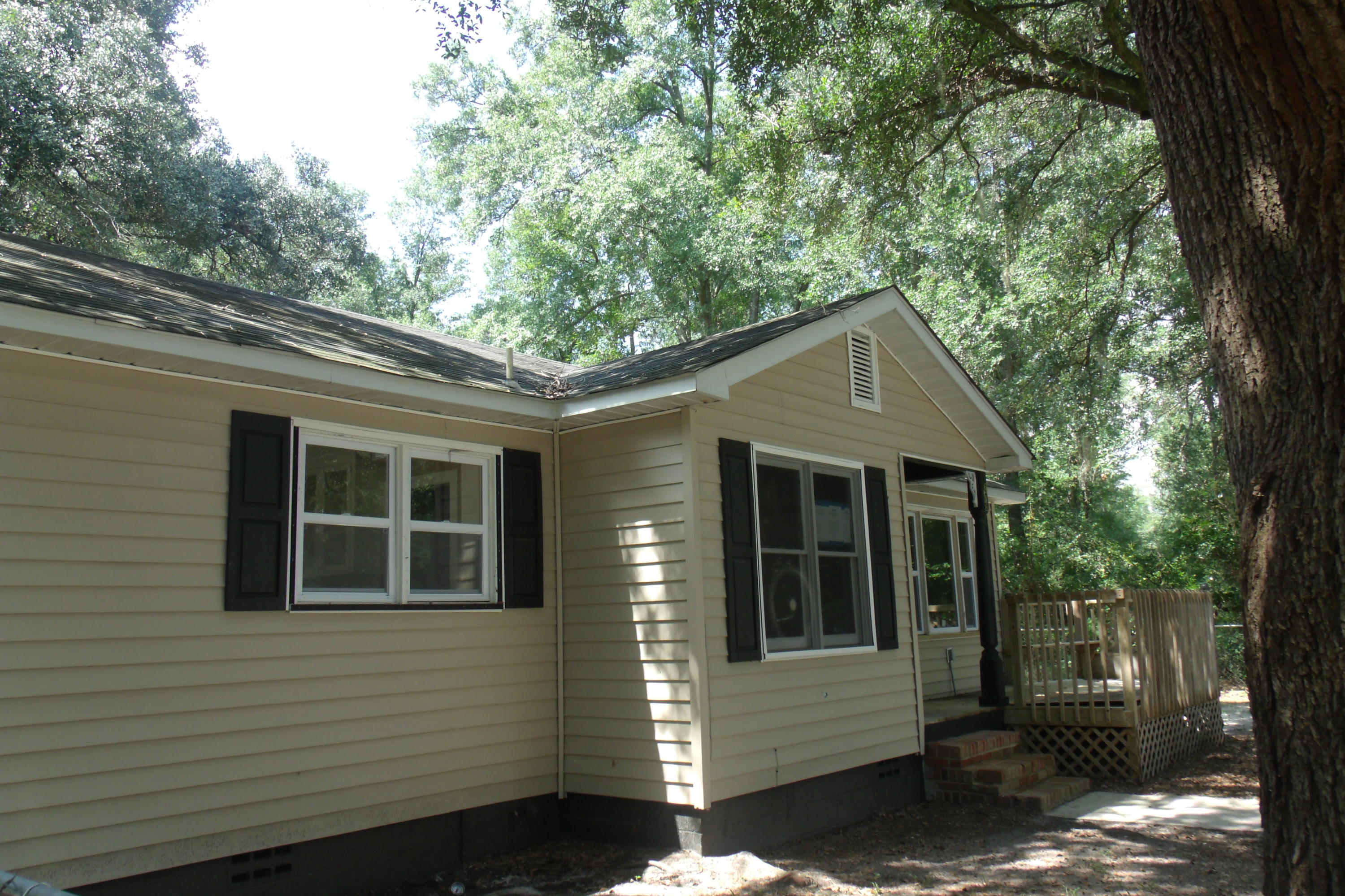 279 Mt Carmel Road Walterboro, SC 29488 - Photo 2 of 4 279 Mt. Carmel Rd.