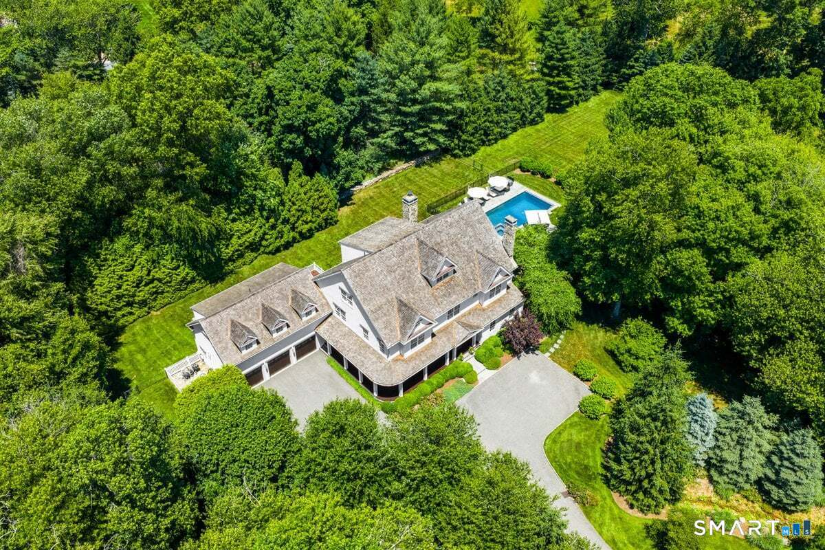 359 Greens Farms Road Westport, CT 06880 - Photo 31 of 34