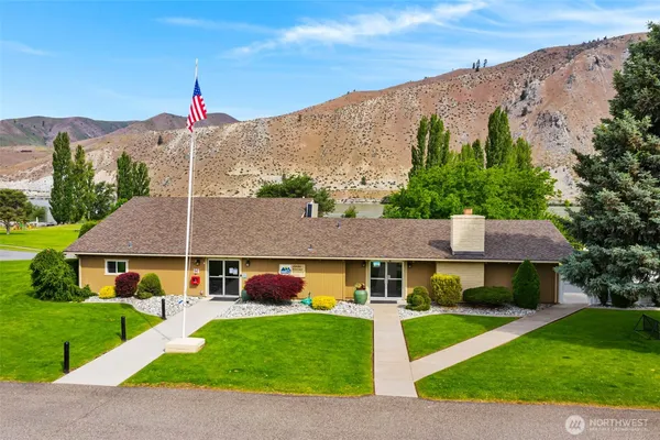 $89,900 | 525 West Marine View Drive, Orondo, WA 98843