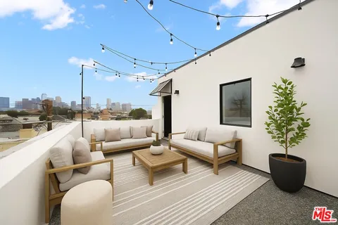 $3,320,000 | 1518 Magnolia Avenue, Los Angeles, CA 90006