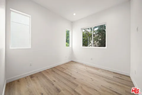 $3,320,000 | 1518 Magnolia Avenue, Los Angeles, CA 90006
