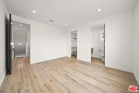 $3,320,000 | 1518 Magnolia Avenue, Los Angeles, CA 90006