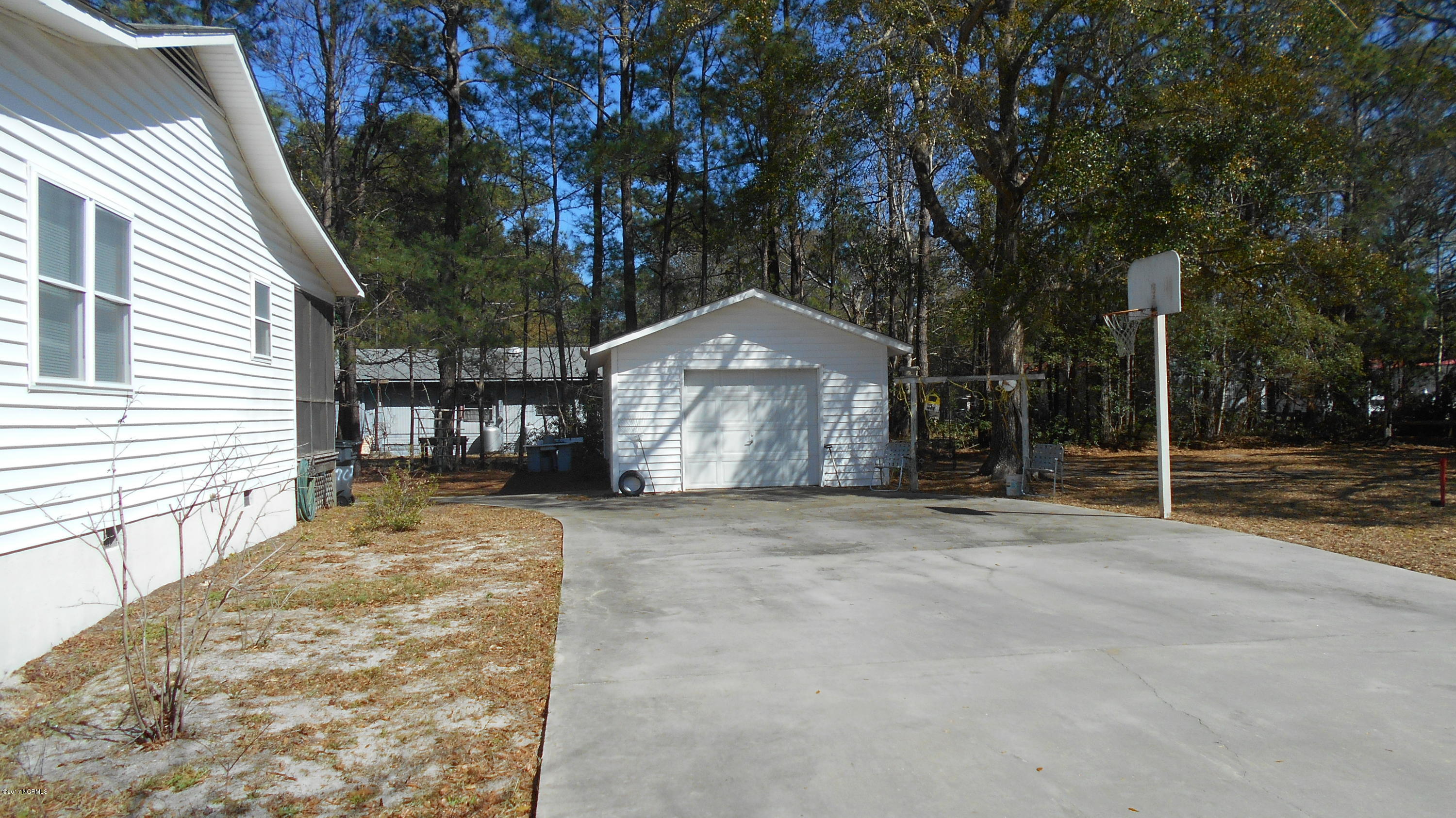 2270 Randy Street Southwest Supply, NC 28462 - Photo 8 of 24 186