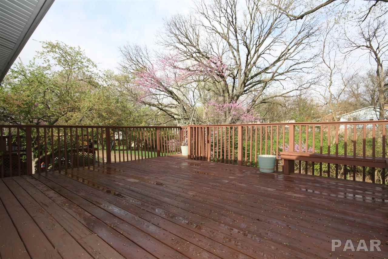 4908 North Ronald Road Peoria, IL 61614 - Photo 11 of 36 Gallery Image 11