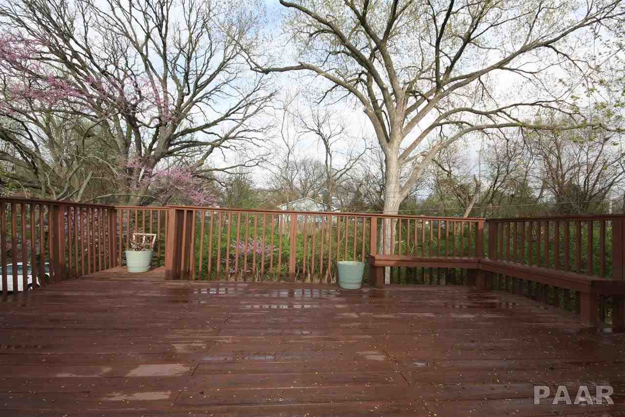 4908 North Ronald Road Peoria, IL 61614 - Photo 12 of 36 Gallery Image 12