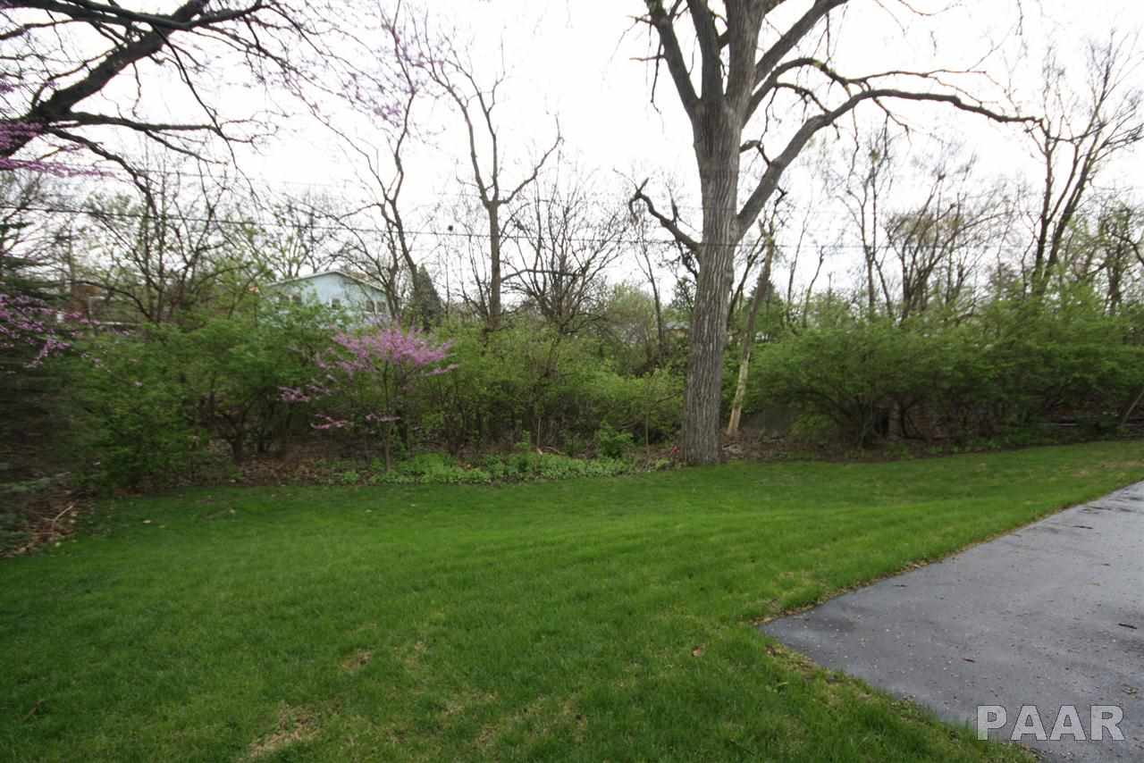 4908 North Ronald Road Peoria, IL 61614 - Photo 14 of 36 Gallery Image 14