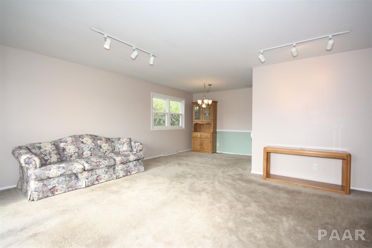 4908 North Ronald Road Peoria, IL 61614 - Photo 21 of 36 Gallery Image 21