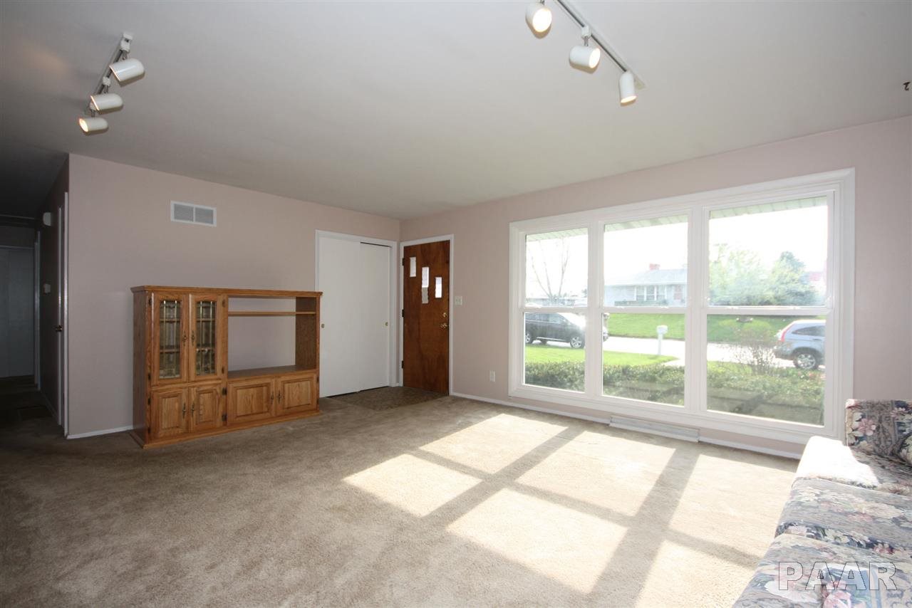 4908 North Ronald Road Peoria, IL 61614 - Photo 23 of 36 Gallery Image 23