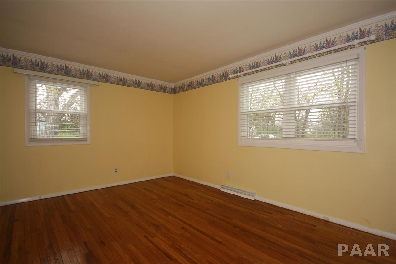 4908 North Ronald Road Peoria, IL 61614 - Photo 25 of 36 Gallery Image 25