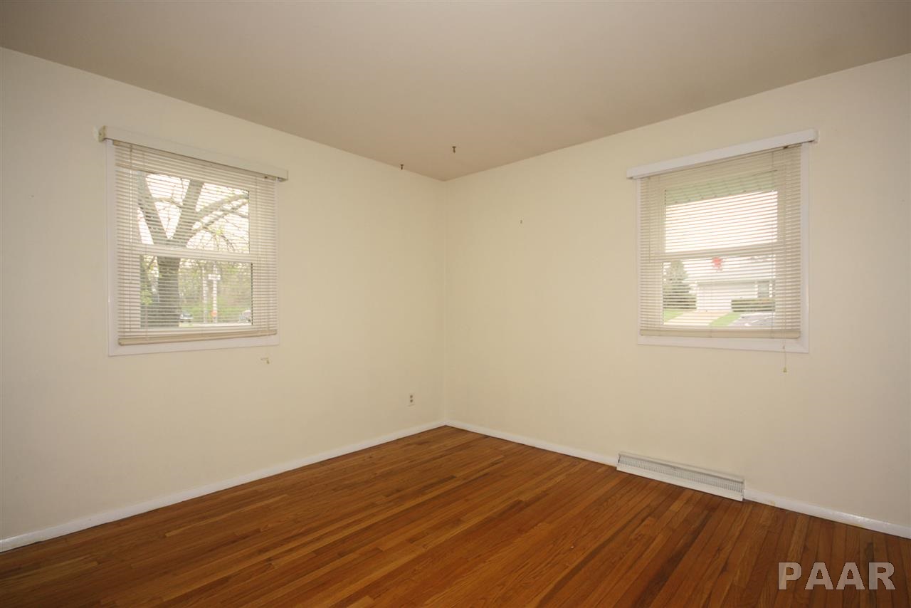4908 North Ronald Road Peoria, IL 61614 - Photo 28 of 36 Gallery Image 28