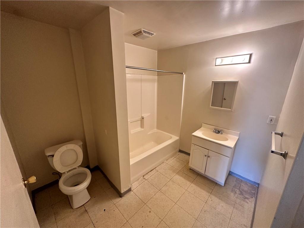 842 Beaver Road Ambridge, PA 15003 - Photo 9 of 24 Gallery Image 9