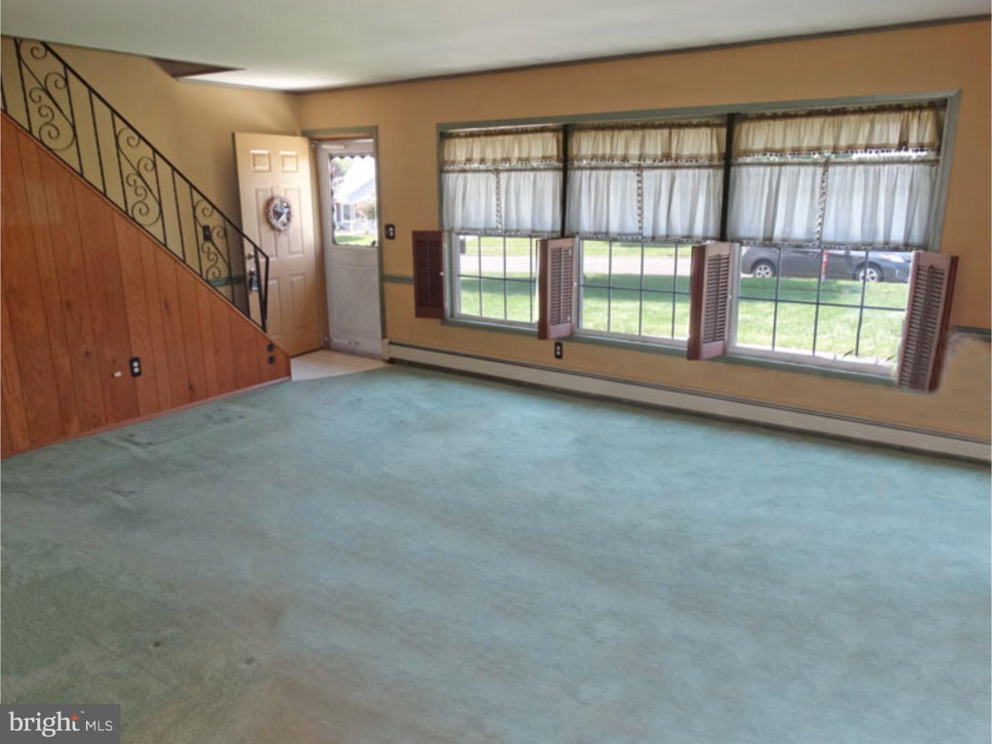 24 Hybrid Road Levittown, PA 19056 - Photo 6 of 25 Living Room