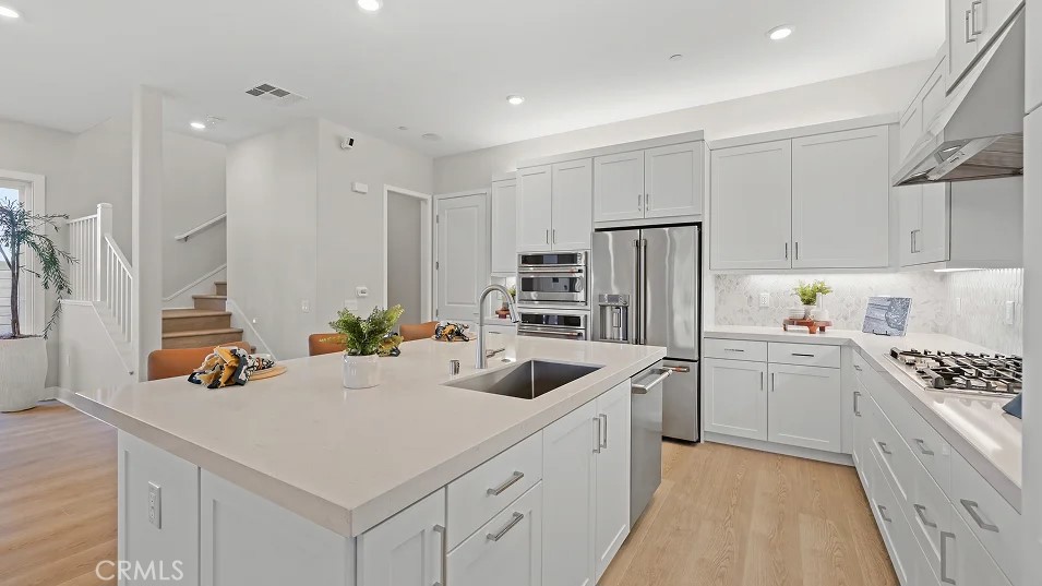 26661 Solstice Lane Newhall, CA 91381 - Photo 2 of 32 Photos shown are of model only- not actual homesite.