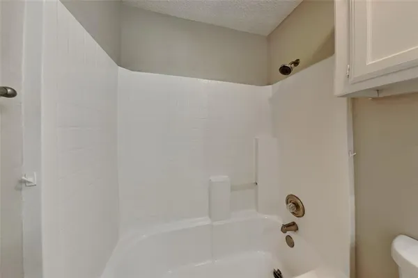 $2,125 | 5550 Northfield Drive, Fort Worth, TX 76179