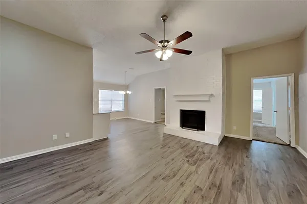 $2,125 | 5550 Northfield Drive, Fort Worth, TX 76179
