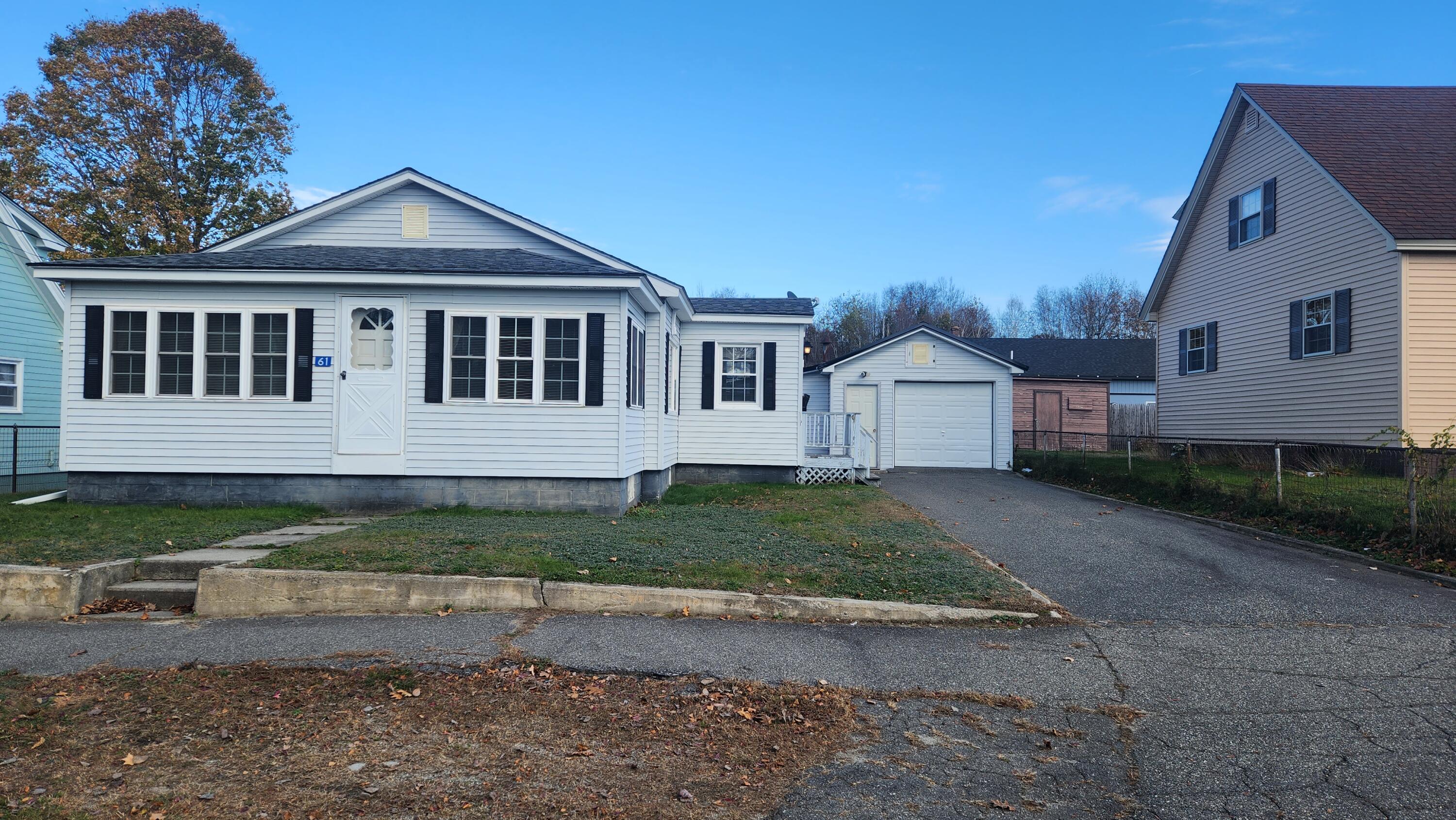 61 Waldo Street Millinocket, ME 04462 - Photo 2 of 33 20231103_135506