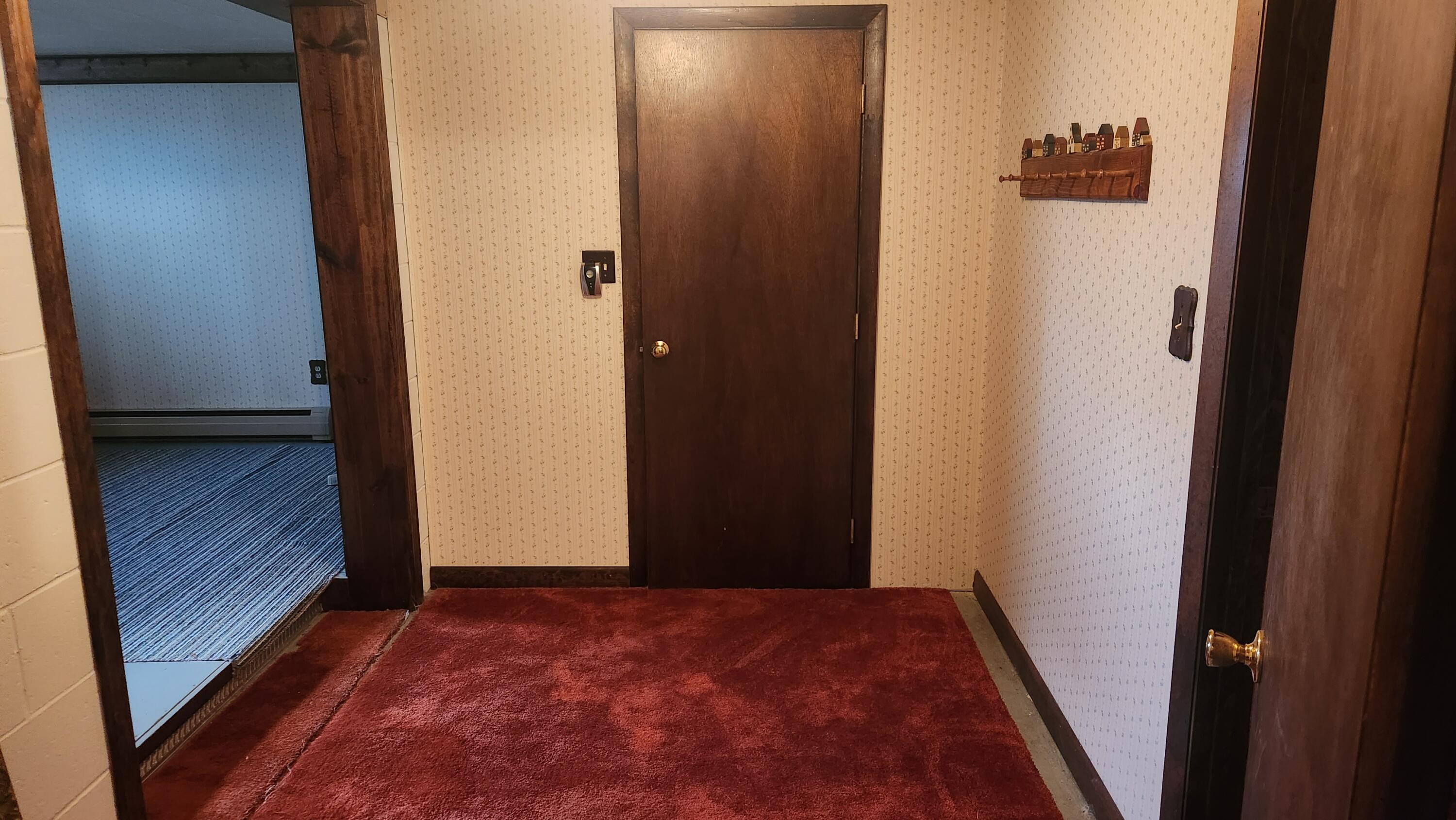 61 Waldo Street Millinocket, ME 04462 - Photo 25 of 33 20231103_134604