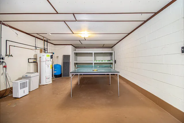 $320,000 | 301 Woodland Drive, Buchanan, MI 49107