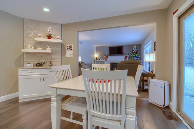 $539,900 | 2384 Hay Creek Drive, Pinckney, MI 48169