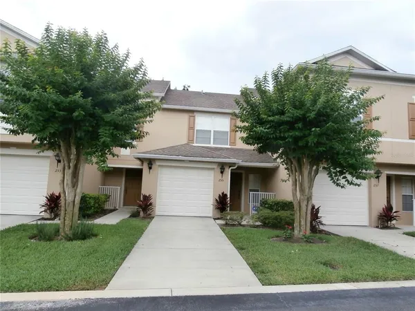 $1,895 | 255 Sterling Springs Lane, Altamonte Springs, FL 32714