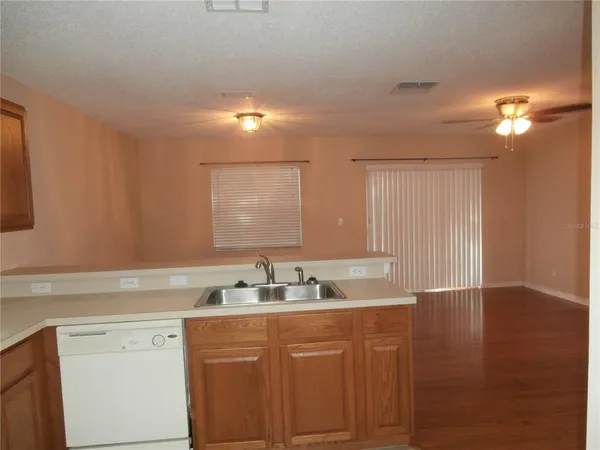 $1,895 | 255 Sterling Springs Lane, Altamonte Springs, FL 32714