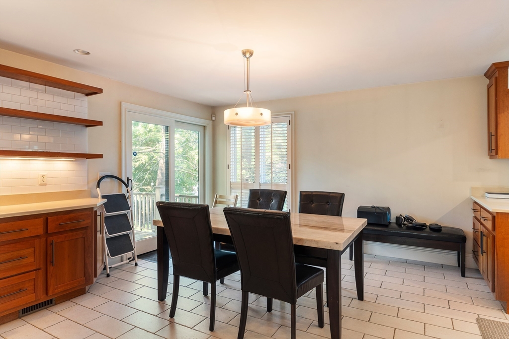 103 Levbert Road, Unit 103 Newton, MA 02459 - Photo 12 of 39