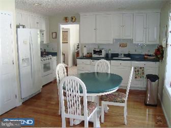 148 Coopers Kill Road Delran, NJ 08075 - Photo 5 of 12 Kitchen