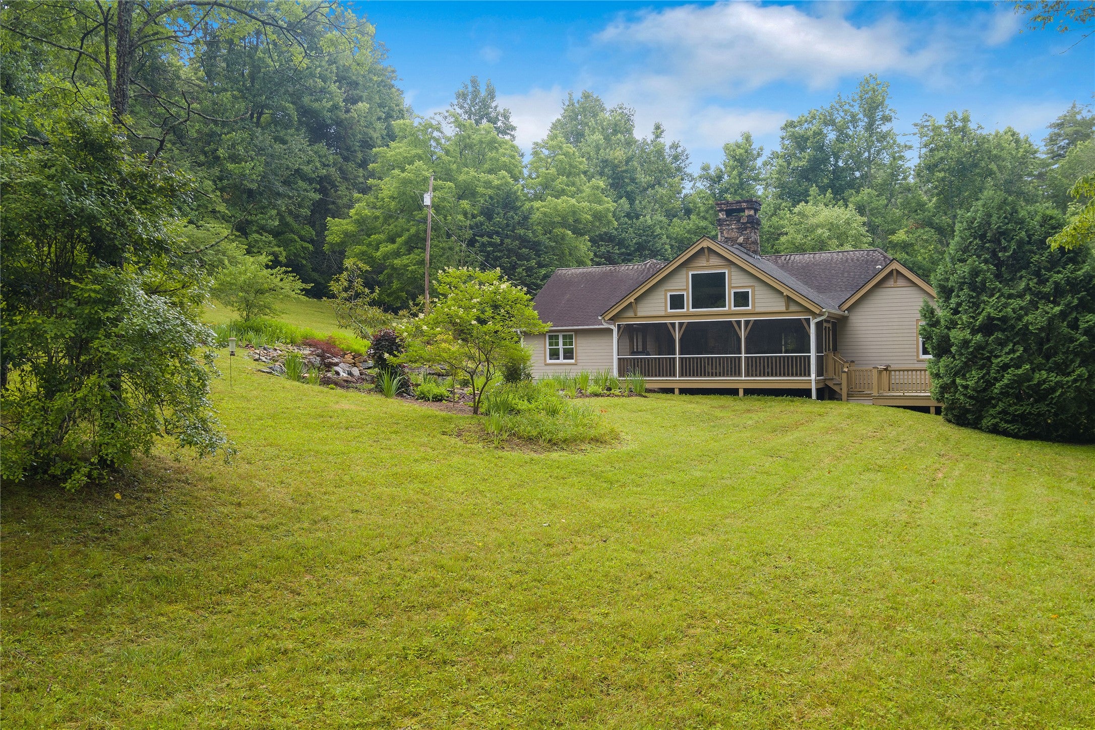 611 Blue Valley Road Highlands, NC 28741 - Photo 2 of 26 Gallery Image 2