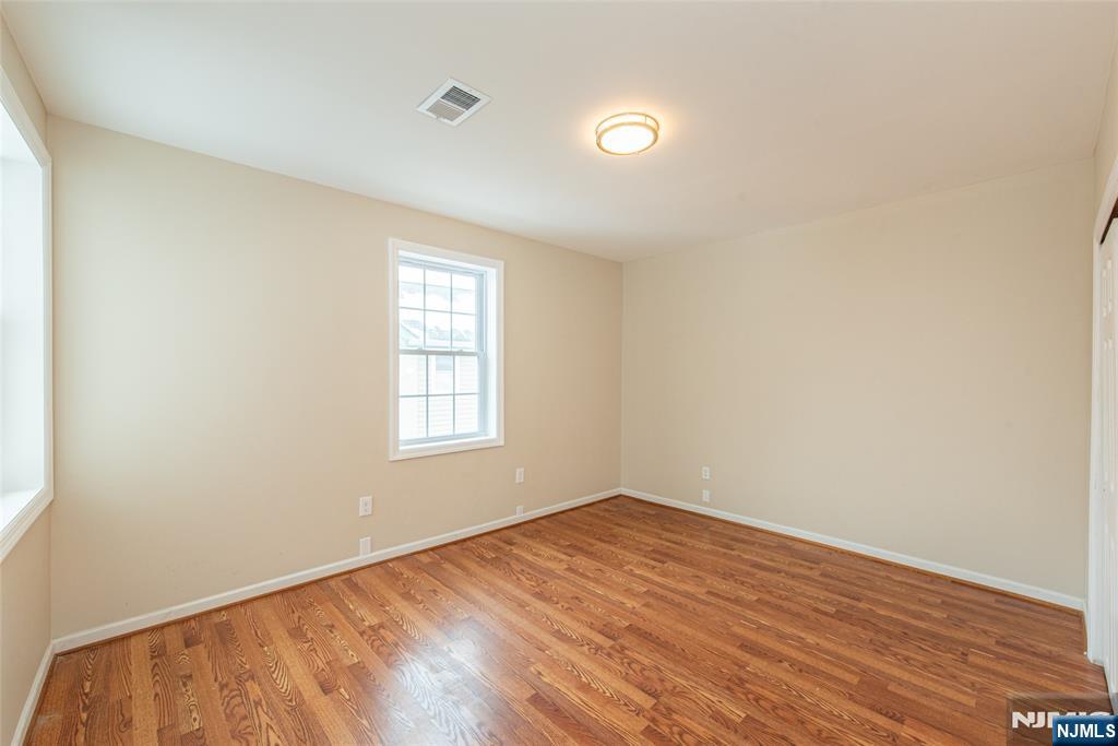 204 East Lindsley Road Cedar Grove, NJ 07009 - Photo 15 of 24