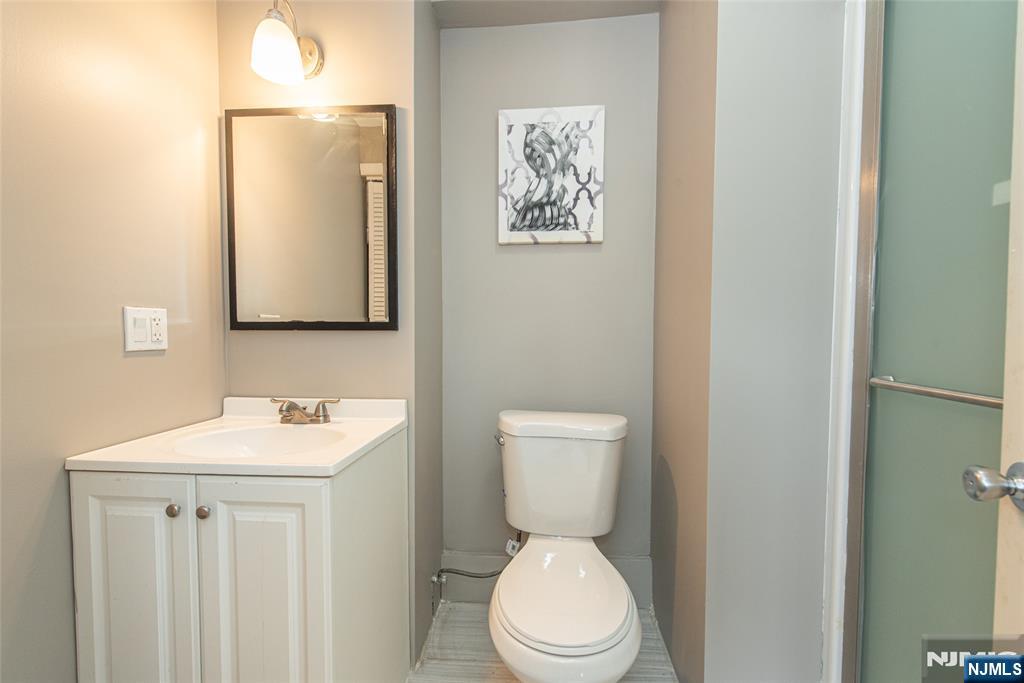 204 East Lindsley Road Cedar Grove, NJ 07009 - Photo 18 of 24