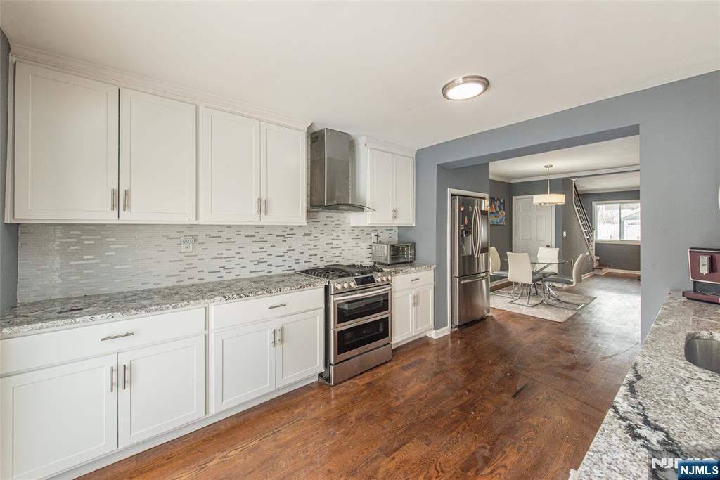 204 East Lindsley Road Cedar Grove, NJ 07009 - Photo 4 of 24