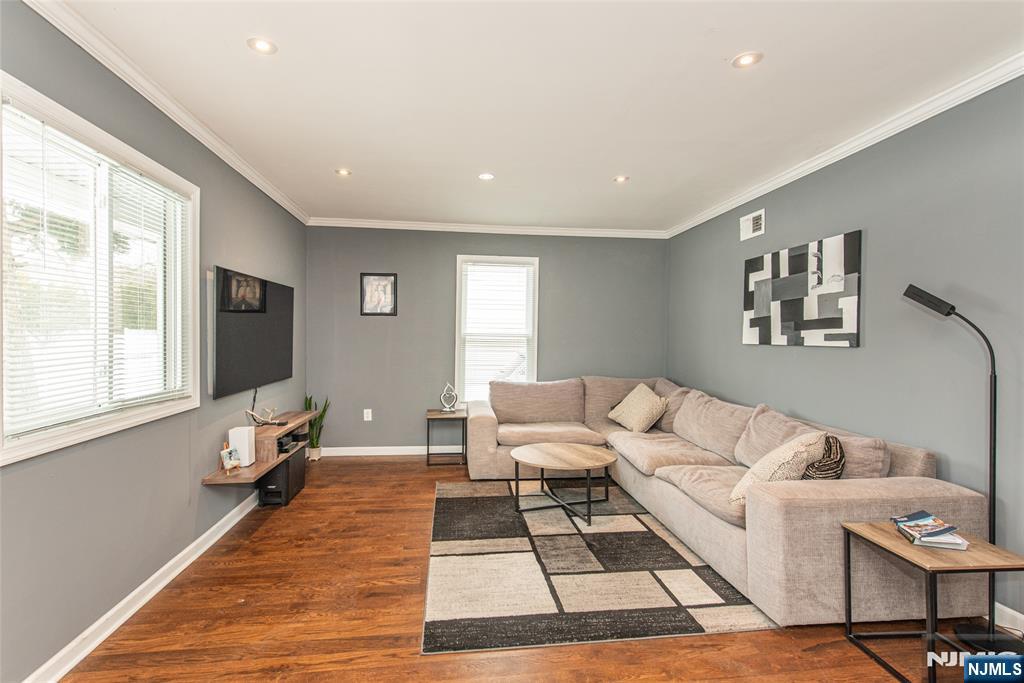 204 East Lindsley Road Cedar Grove, NJ 07009 - Photo 7 of 24