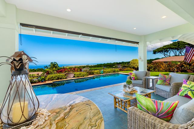 $1,900,000 | 75-5614-l Hienaloli Road, Kailua-Kona, HI 96740