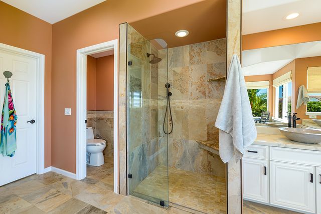 $1,900,000 | 75-5614-l Hienaloli Road, Kailua-Kona, HI 96740