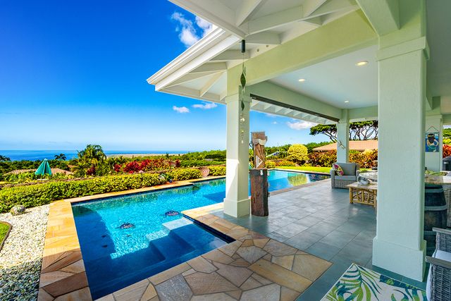 $1,900,000 | 75-5614-l Hienaloli Road, Kailua-Kona, HI 96740