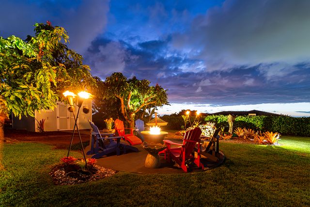 $1,900,000 | 75-5614-l Hienaloli Road, Kailua-Kona, HI 96740