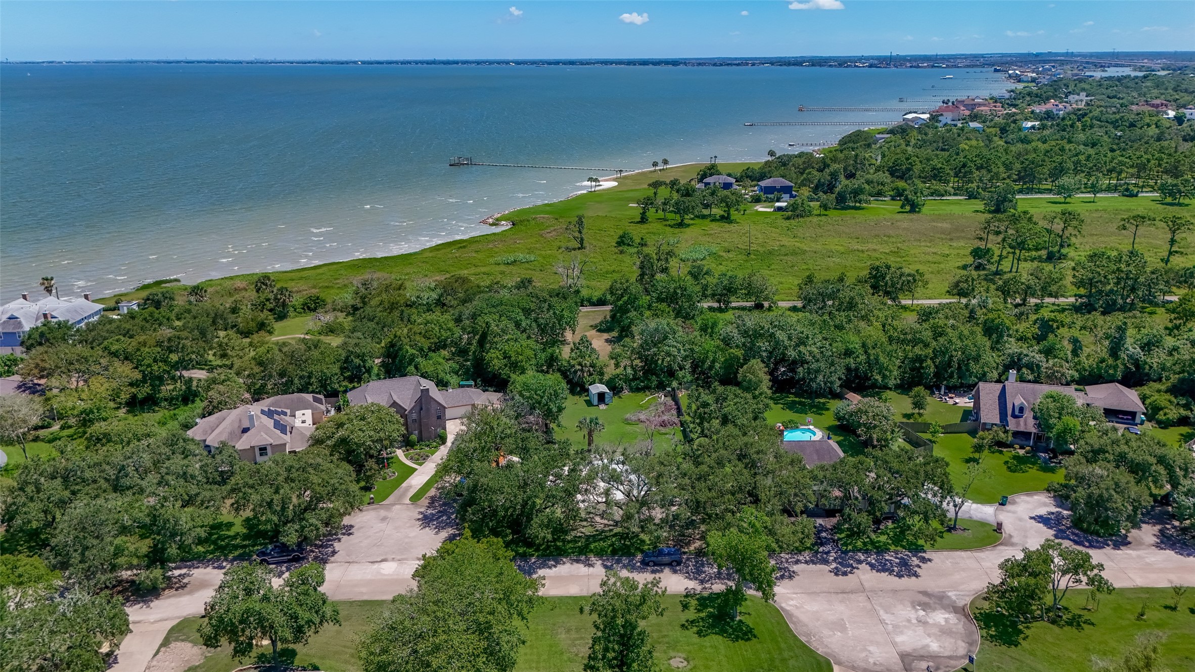 717 Quintana Roo Place Seabrook, TX 77586 - Photo 11 of 18 Build your dream home right near the bay!
