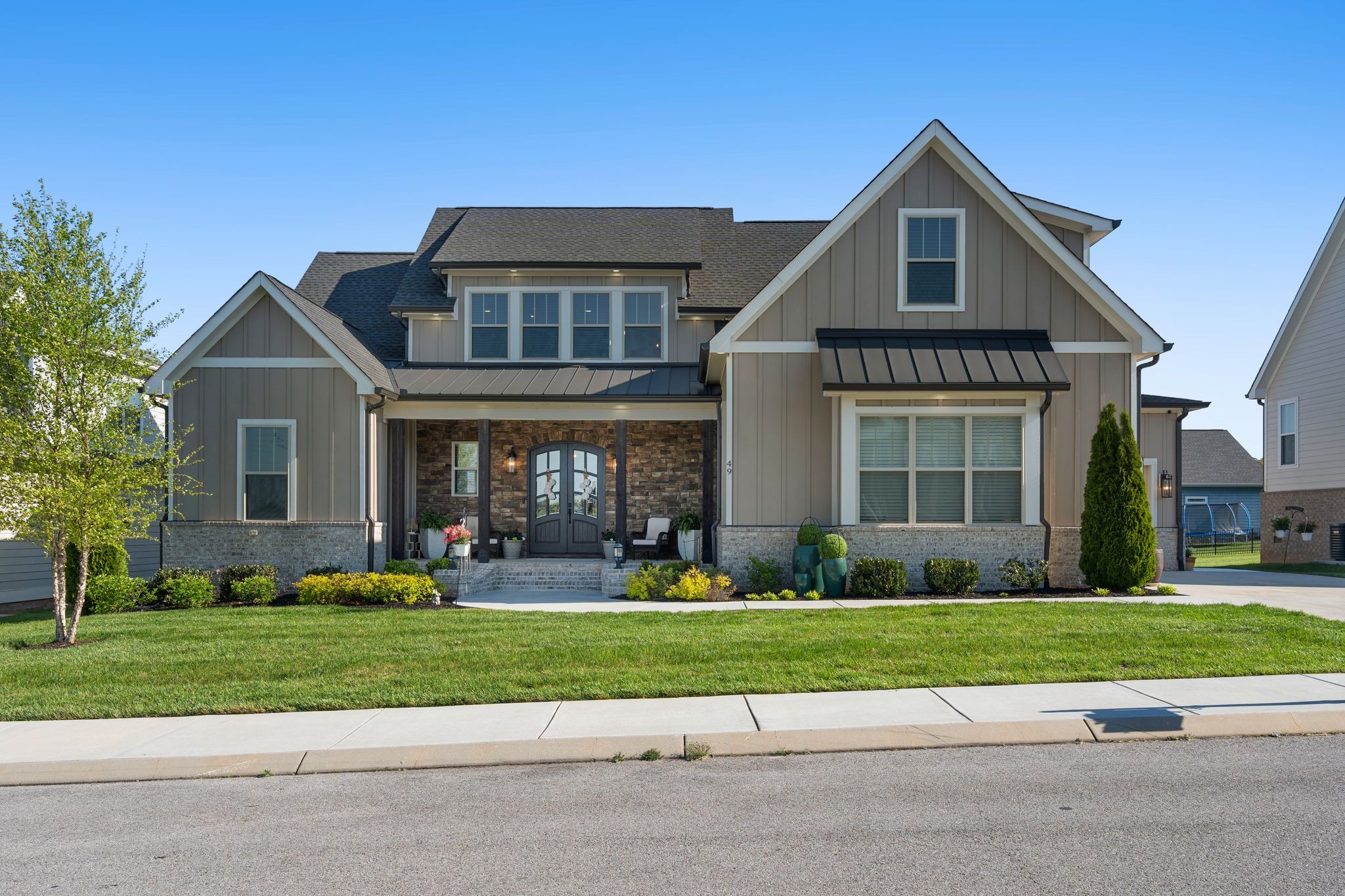 49 Why Worry Lane Winchester, TN 37398 - Photo 2 of 67 a front view of a house with a yard